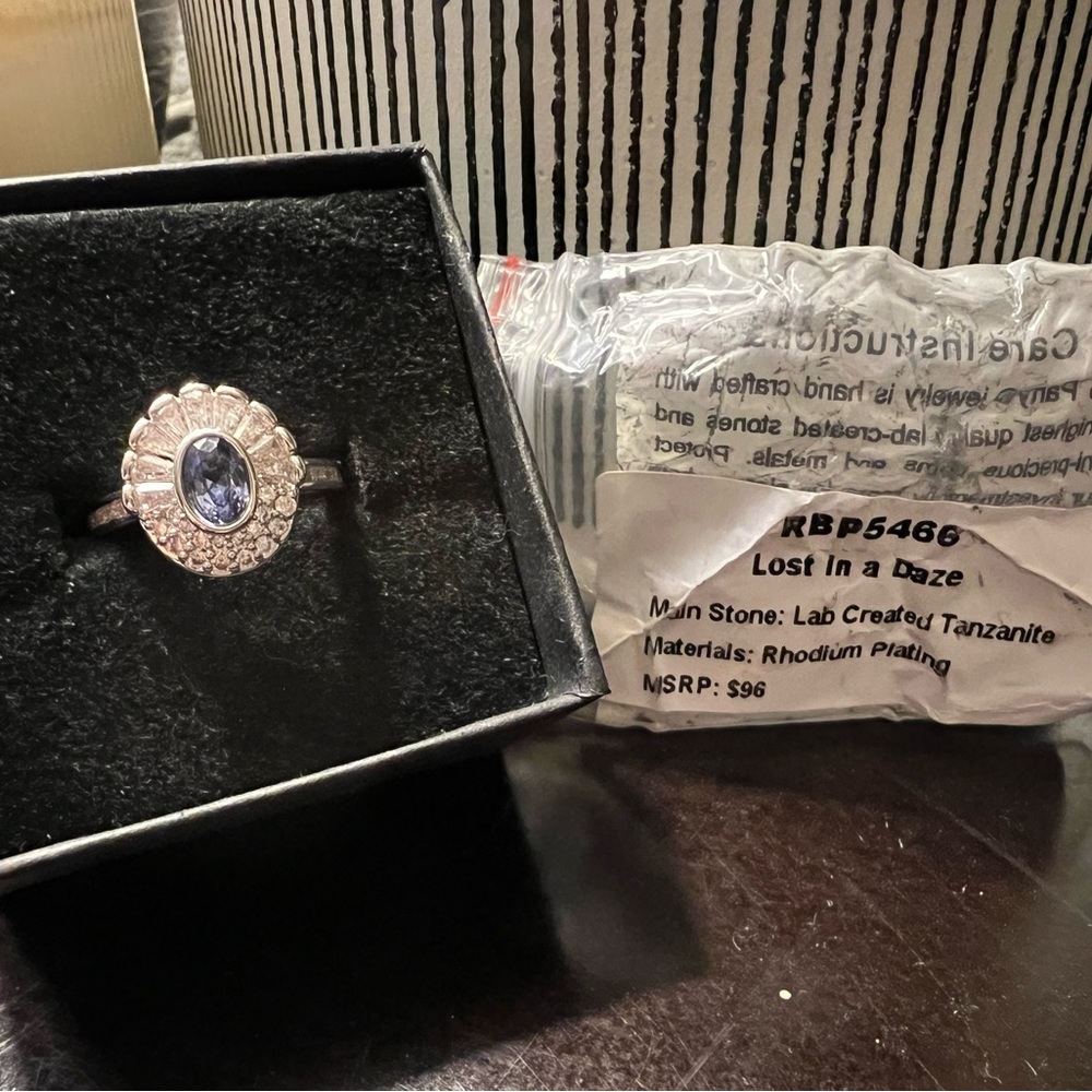 Size 6 // Ring Bomb Party - RBP5466 Lost in Daze